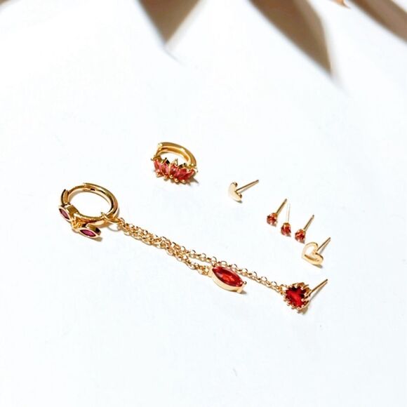 Red diamond stud earrings S342 - Picture 2 of 3